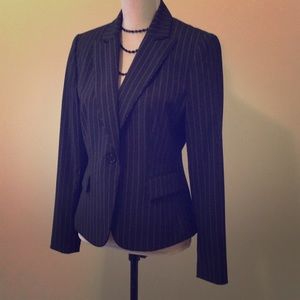 Antonio Melani dark gray pinstripe blazer Size 8